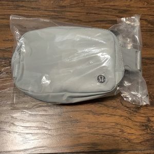 Lululemon Everywhere Belt Bag